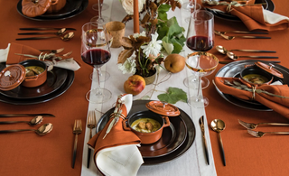 From Casual to Chic: Setting a Table For Every Type of Thanksgiving
