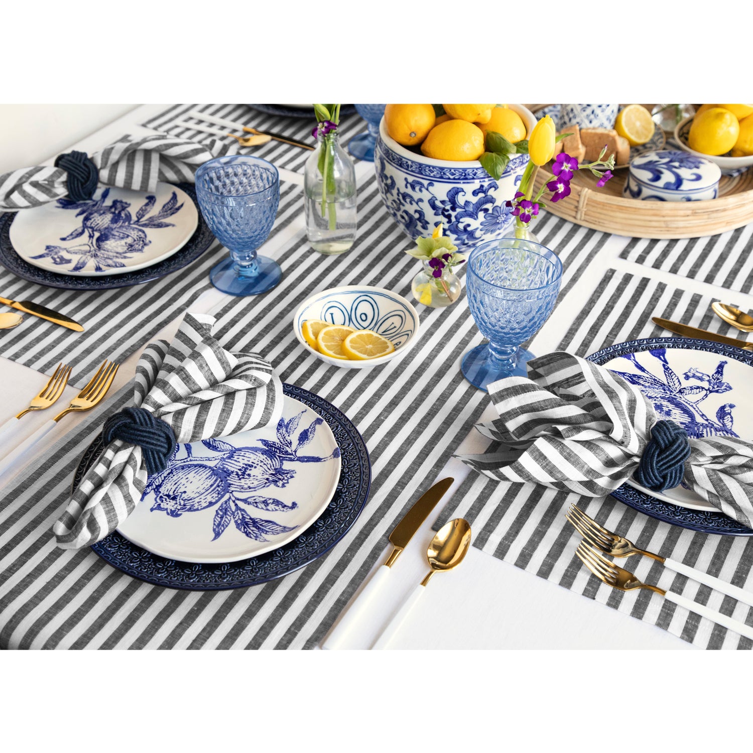 #color_black-and-white-amalfi-stripe