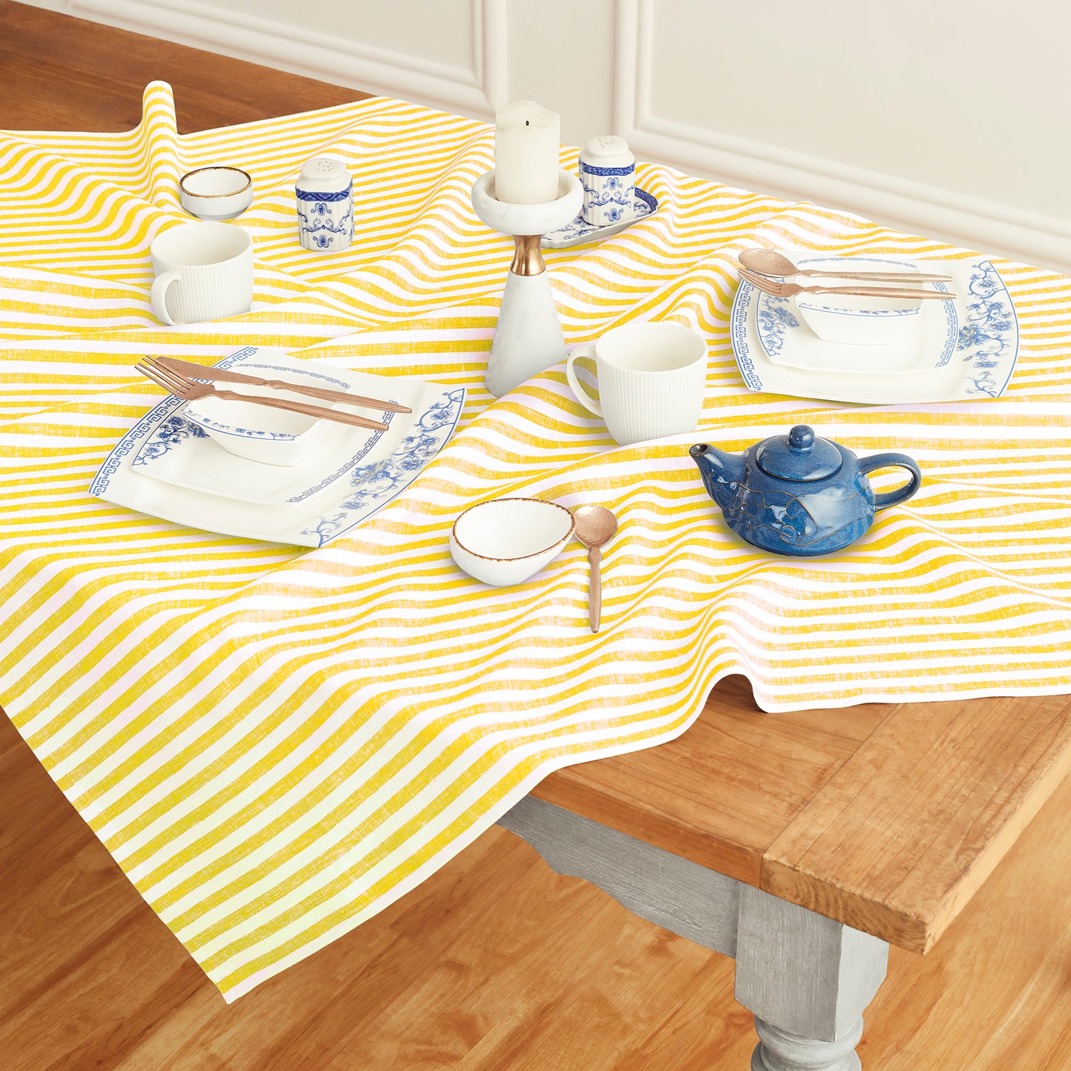 #color_primrose-yellow-and-white-amalfi-stripe