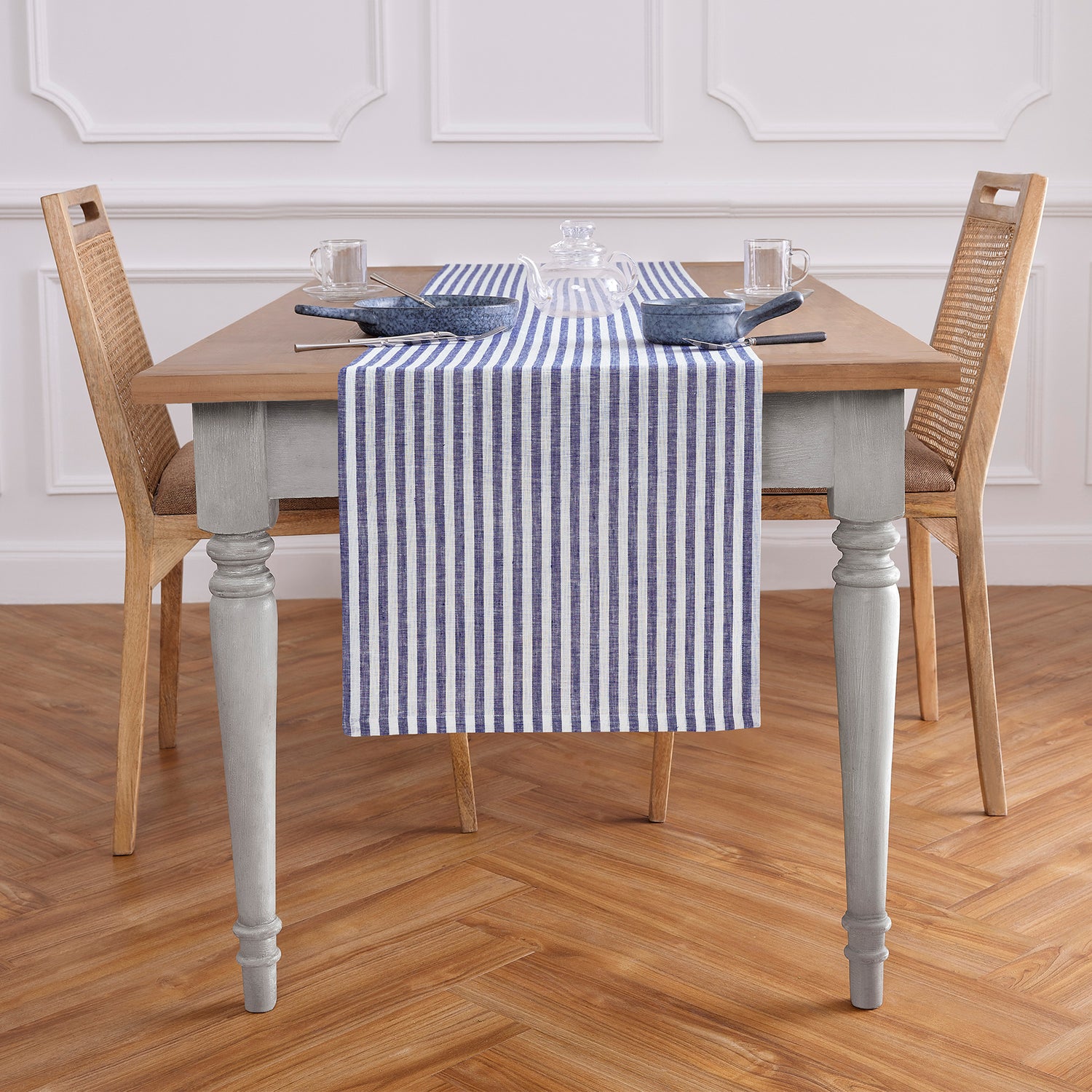 #color_navy-and-white-amalfi-stripe