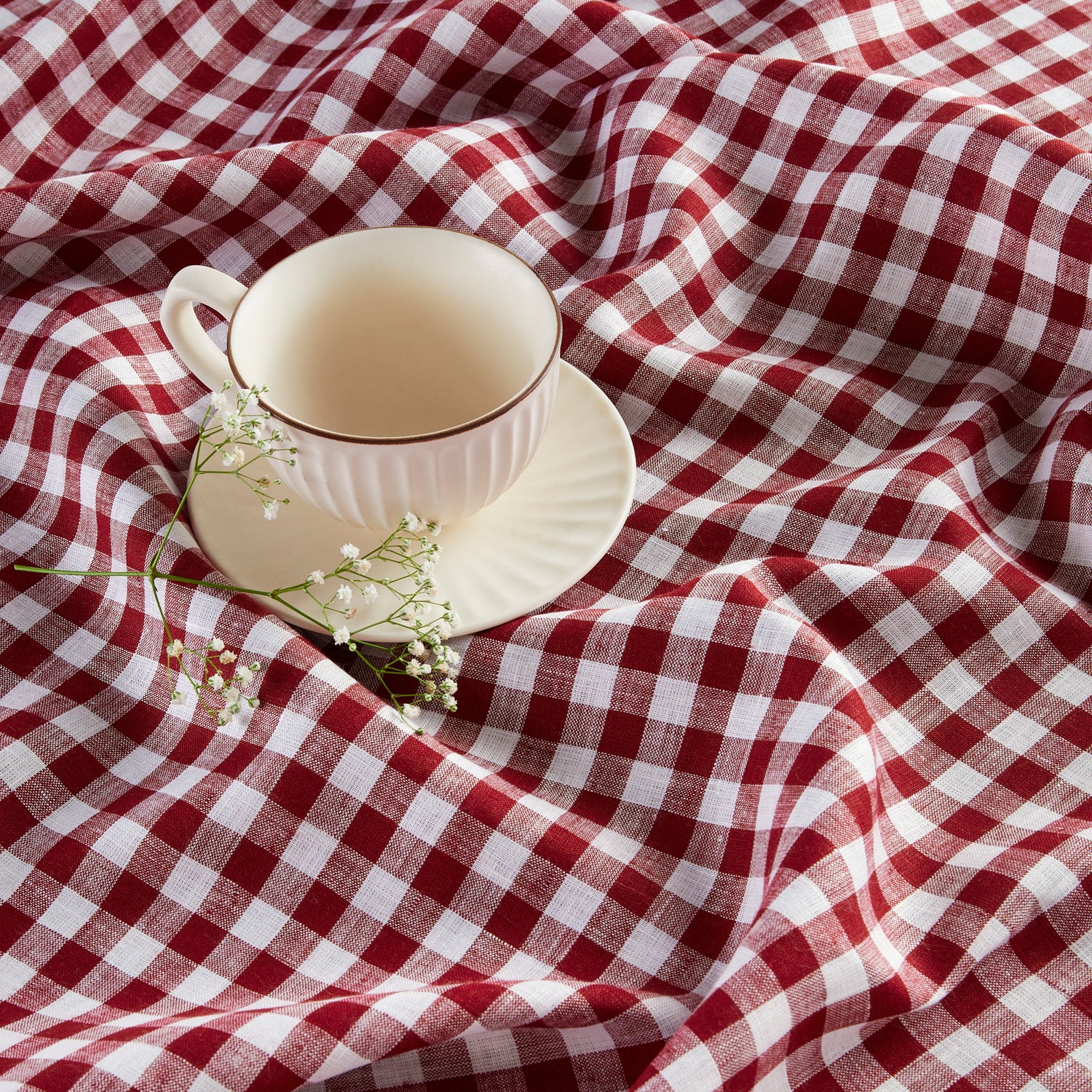 #color_burgundy-gingham