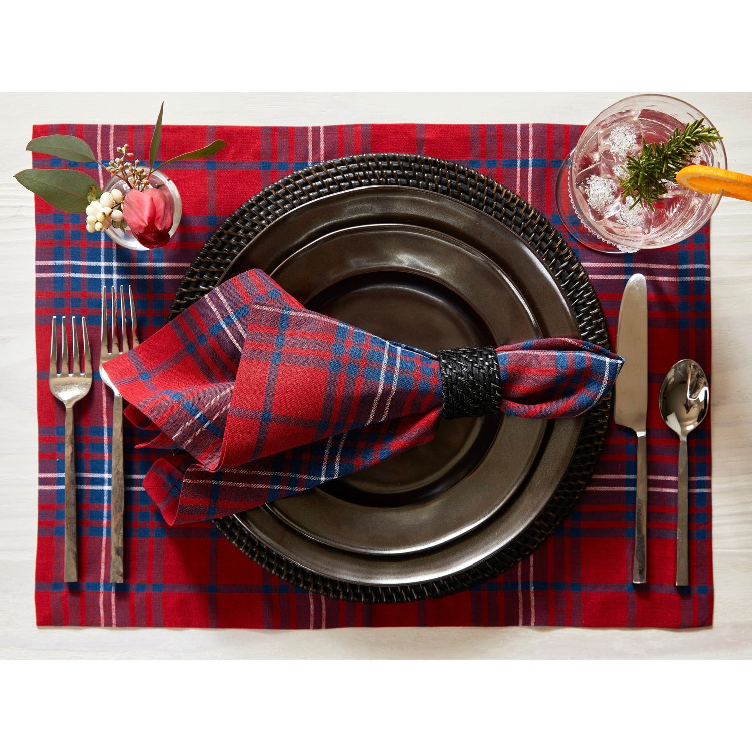 #color_red-and-navy-plaid