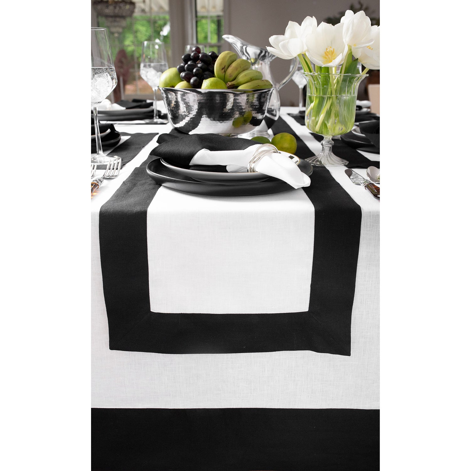 #color_black-and-white-contempo-9566265835840