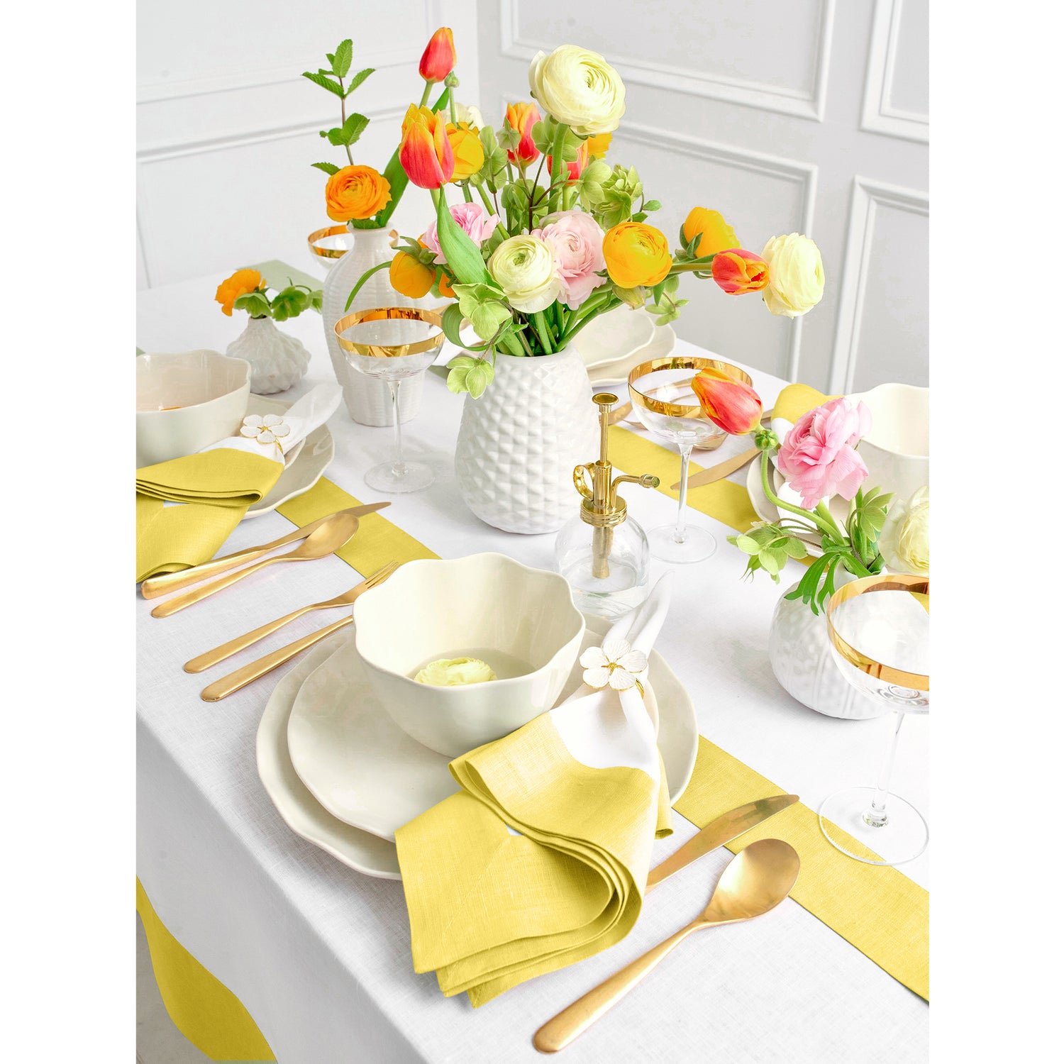 #color_sunshine-yellow-and-white-contempo