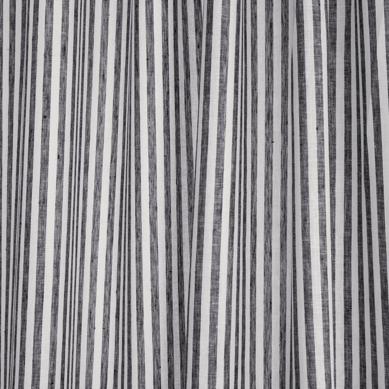 #color_black-and-white-amalfi-stripe