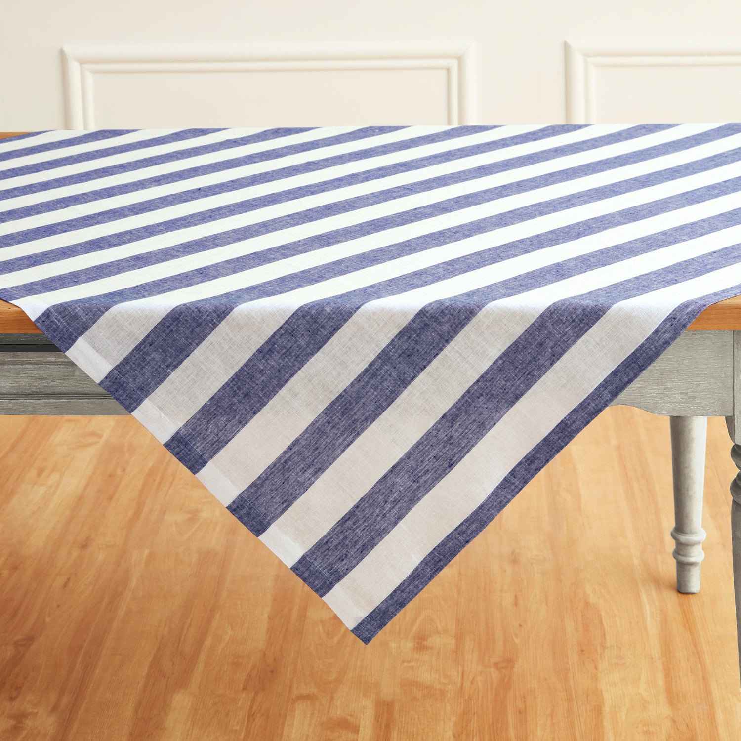 #color_navy-and-white-cabana-stripe