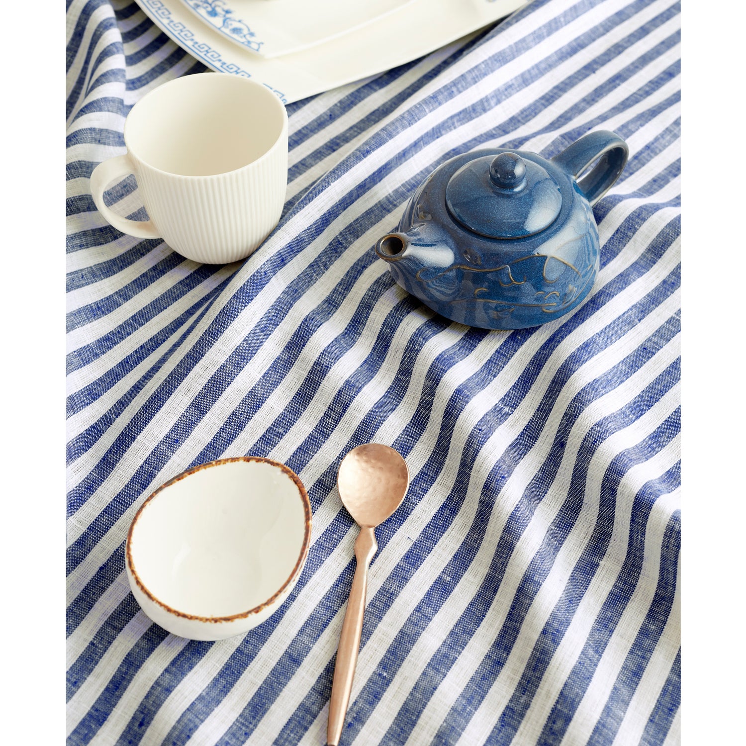 #color_navy-and-white-amalfi-stripe