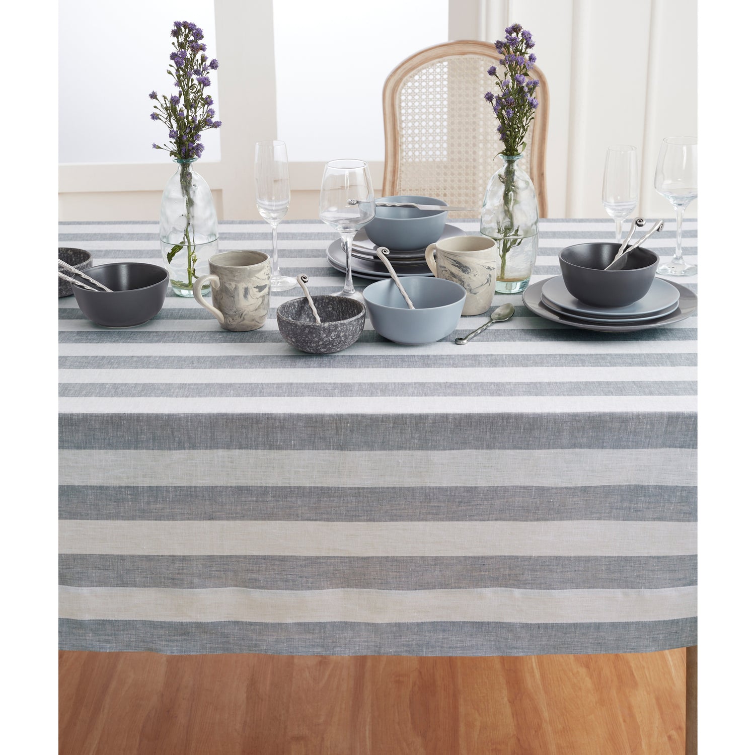 #color_grey-and-white-cabana-stripe