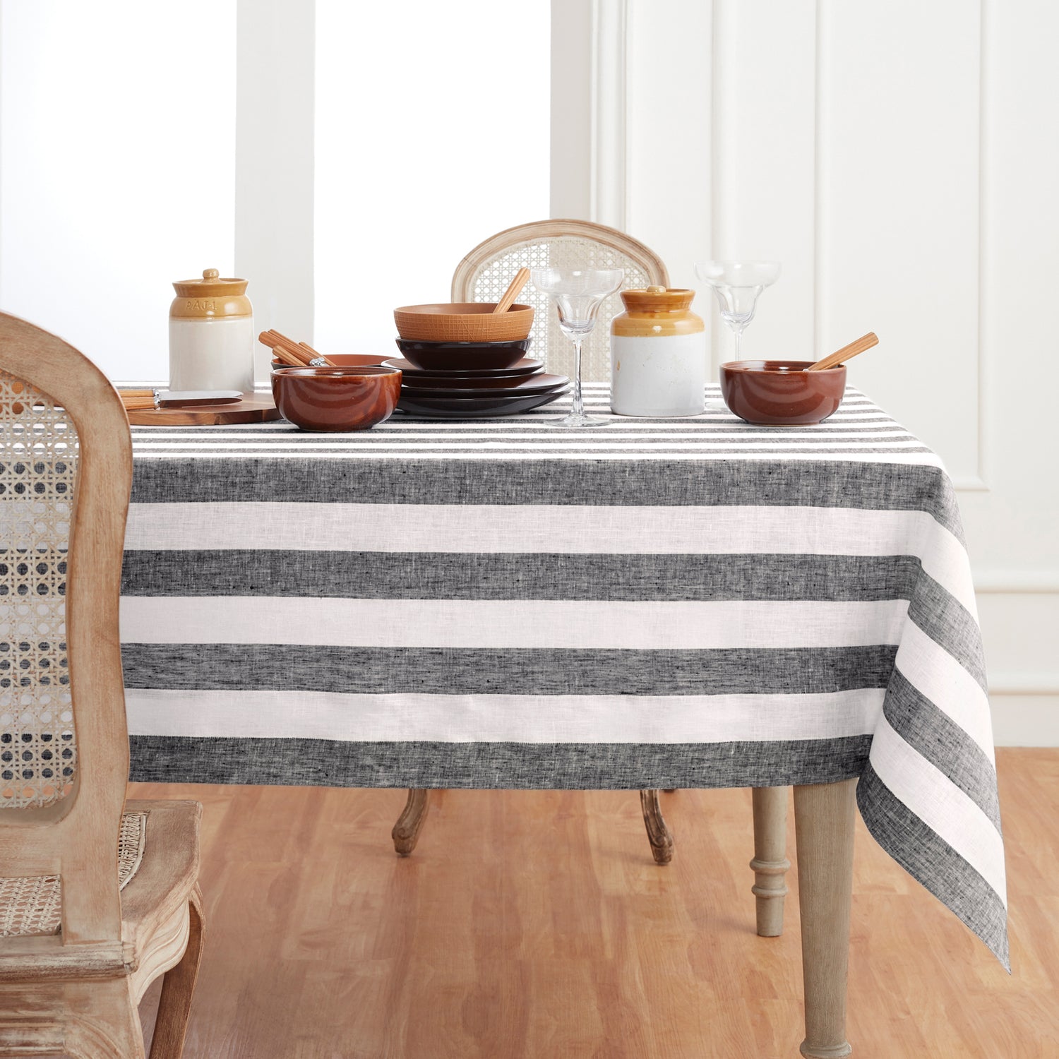 Black and White Cabana Stripe