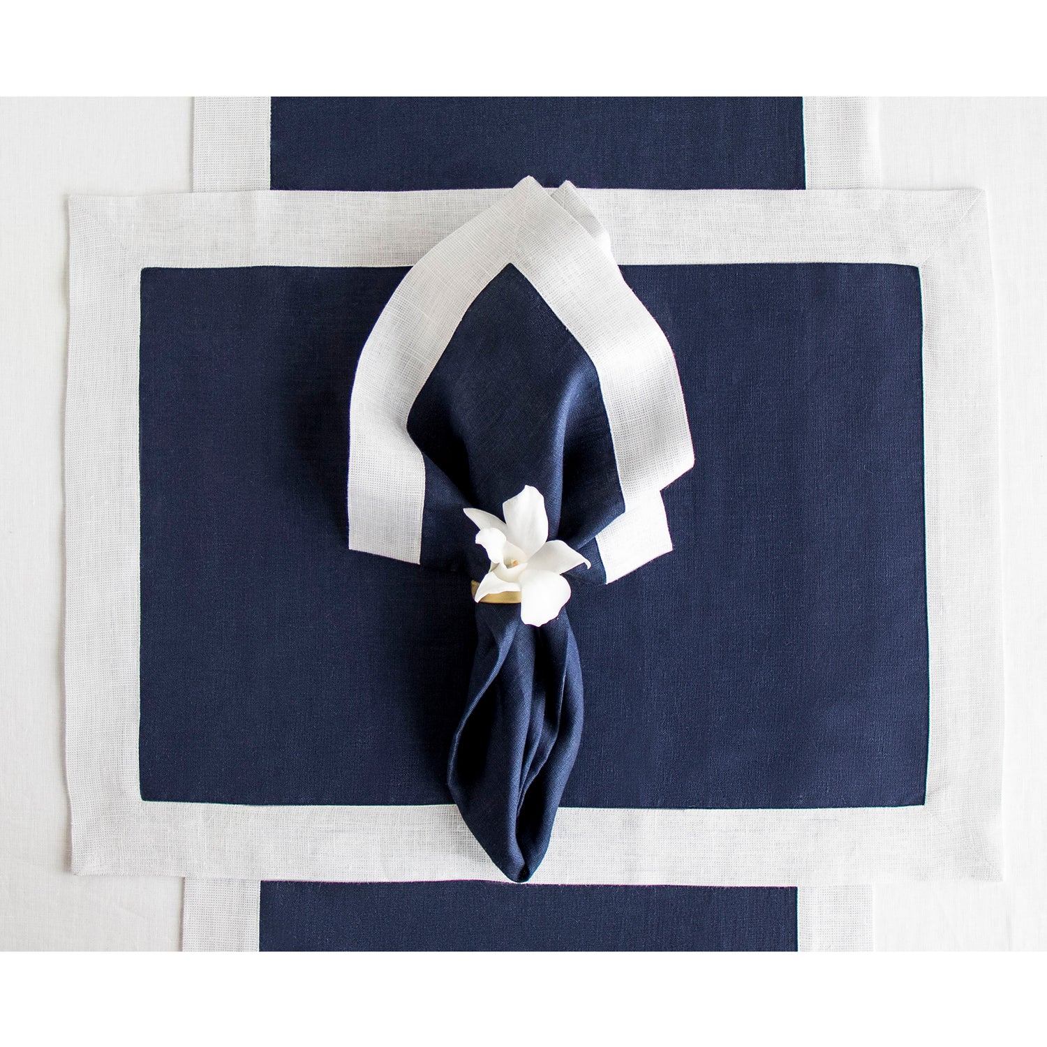 #color_navy/silver-shimmer-border