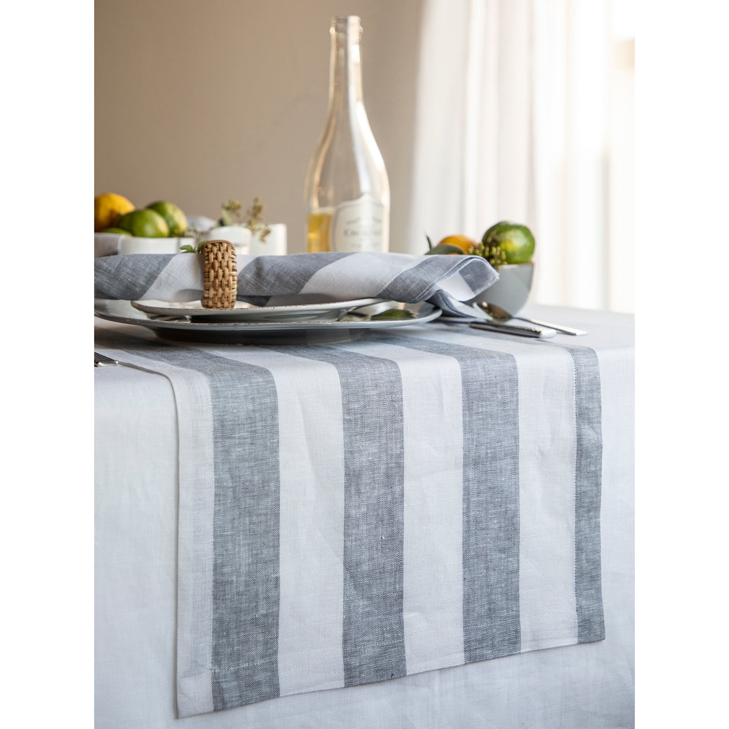 #color_grey-and-white-cabana-stripe