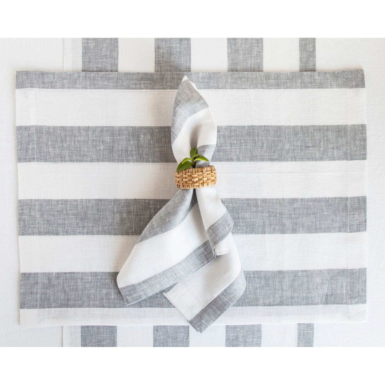 #color_grey-and-white-cabana-stripe