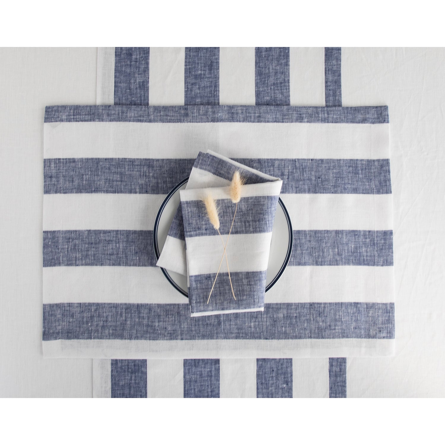 #color_navy-and-white-cabana-stripe