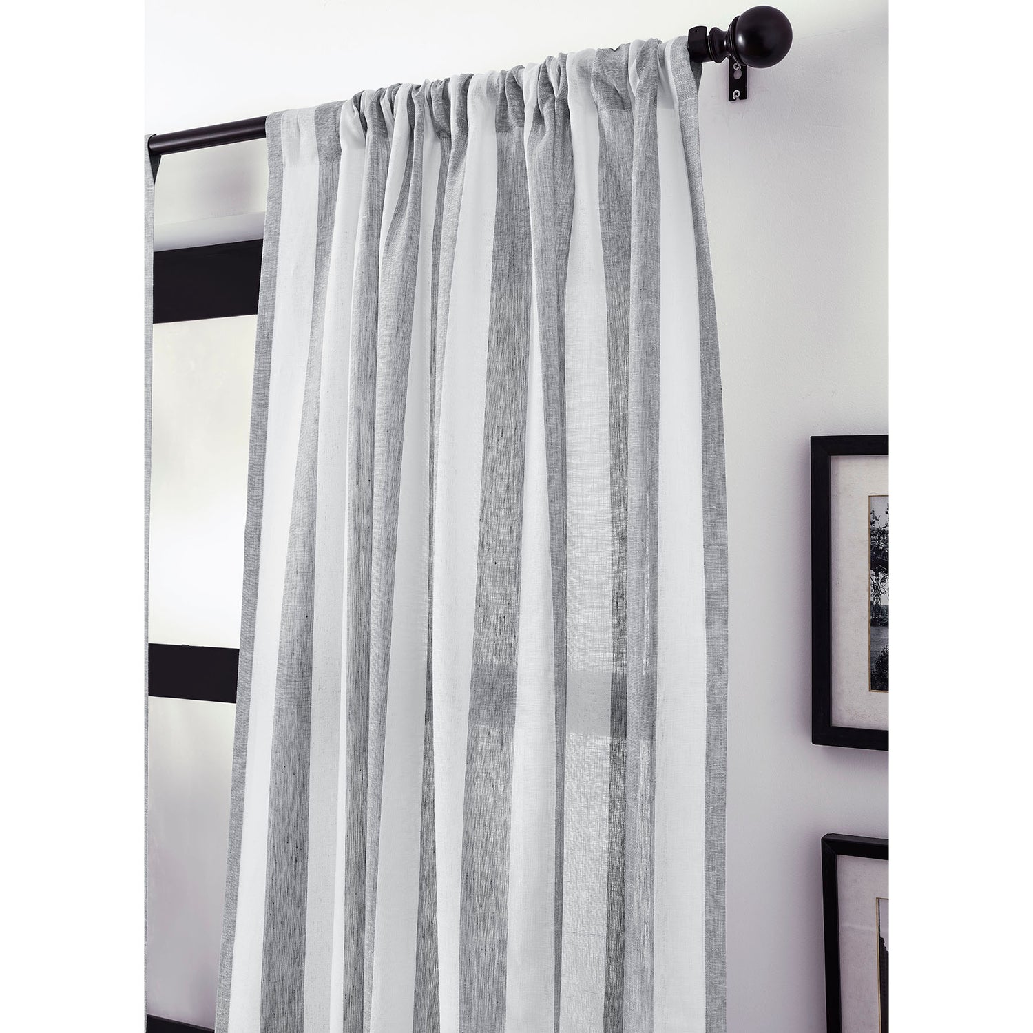 #color_grey-and-white-cabana-stripe