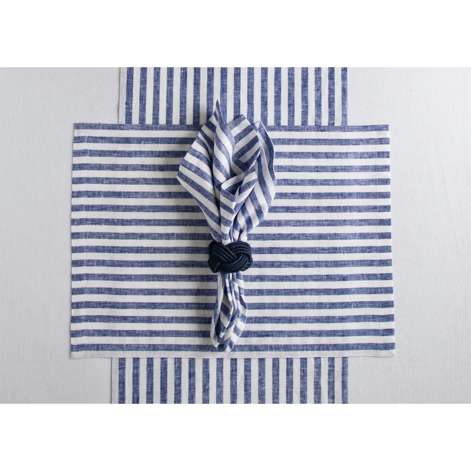 #color_navy-and-white-amalfi-stripe