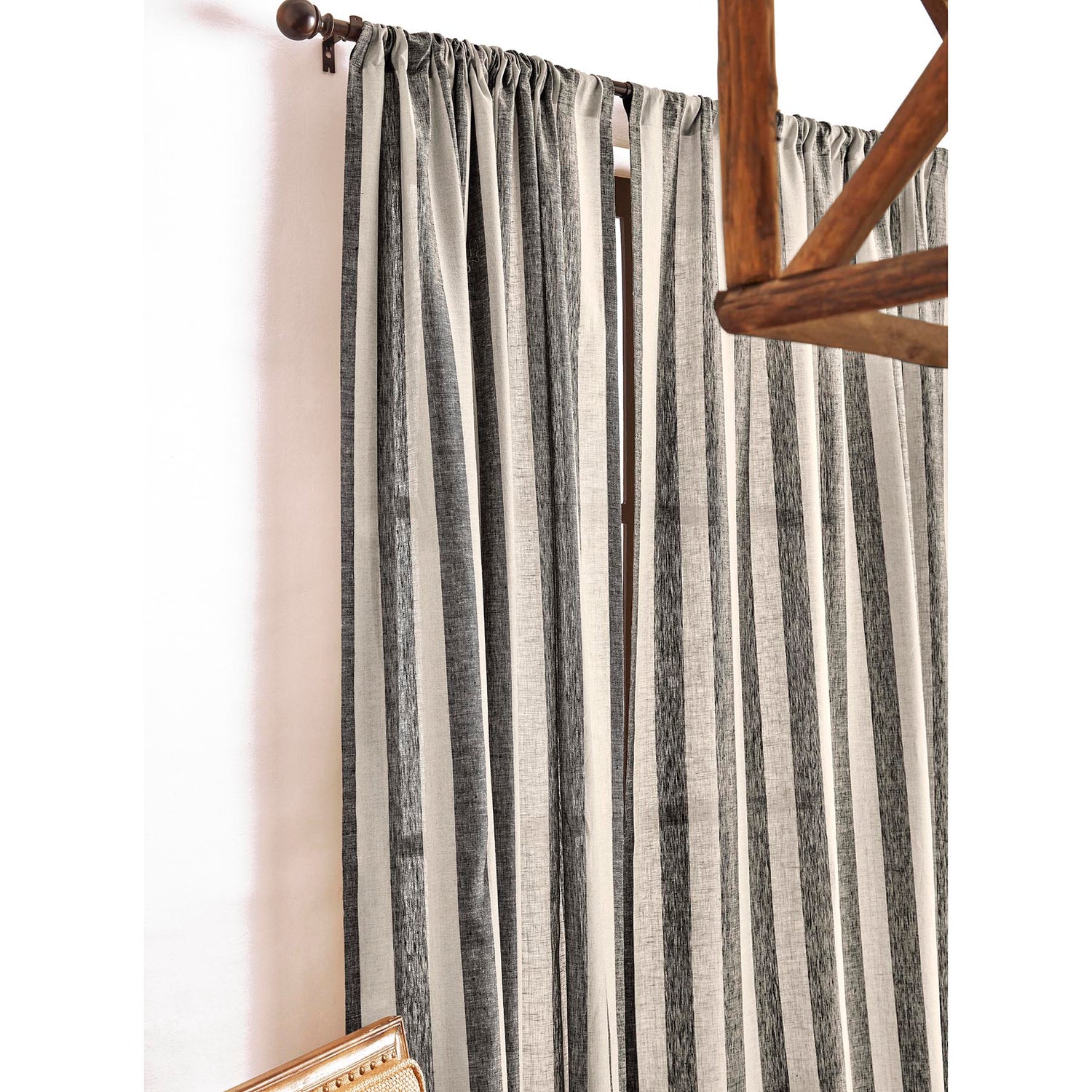 #color_black-and-natural-cabana-stripe