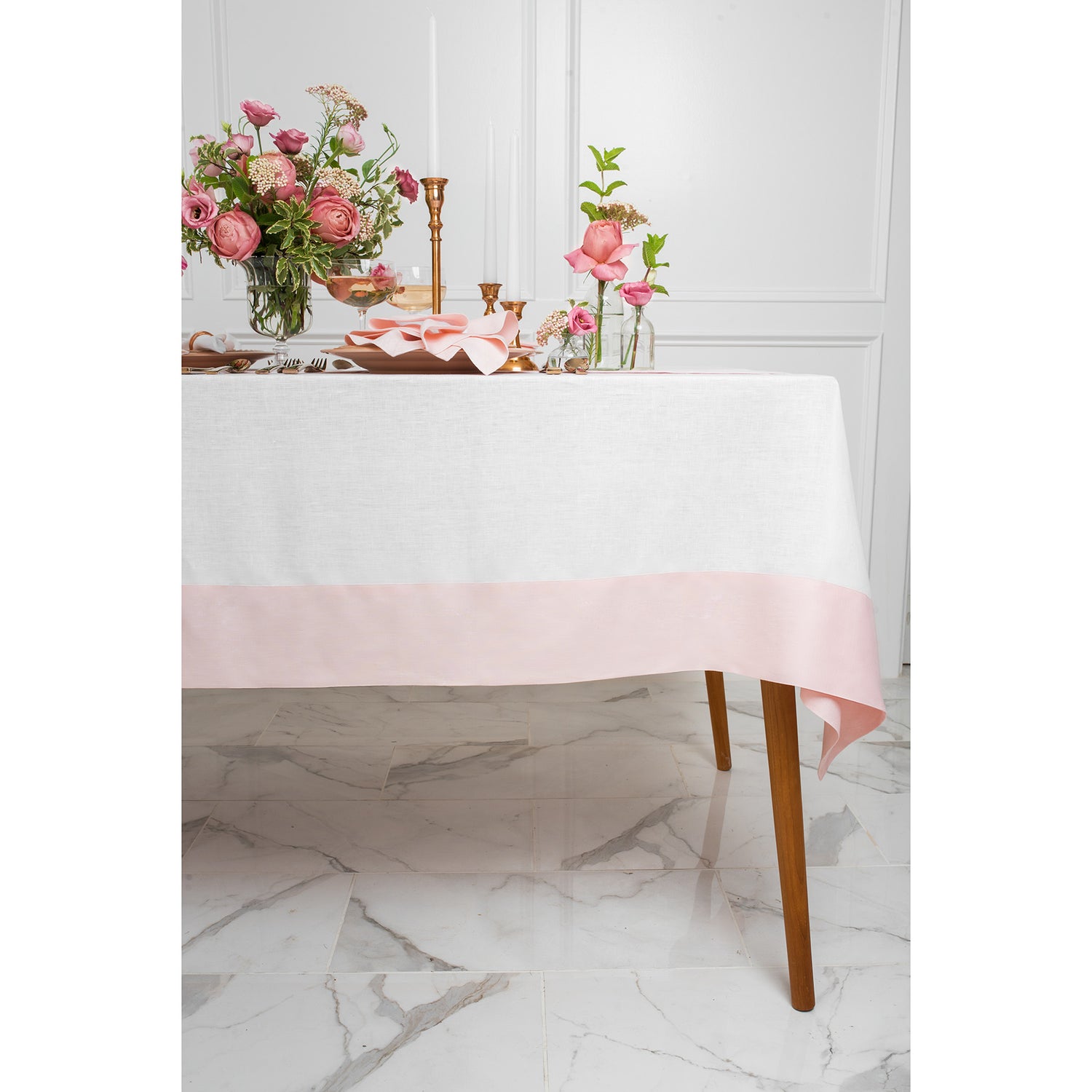 #color_blush-pink-and-white-contempo